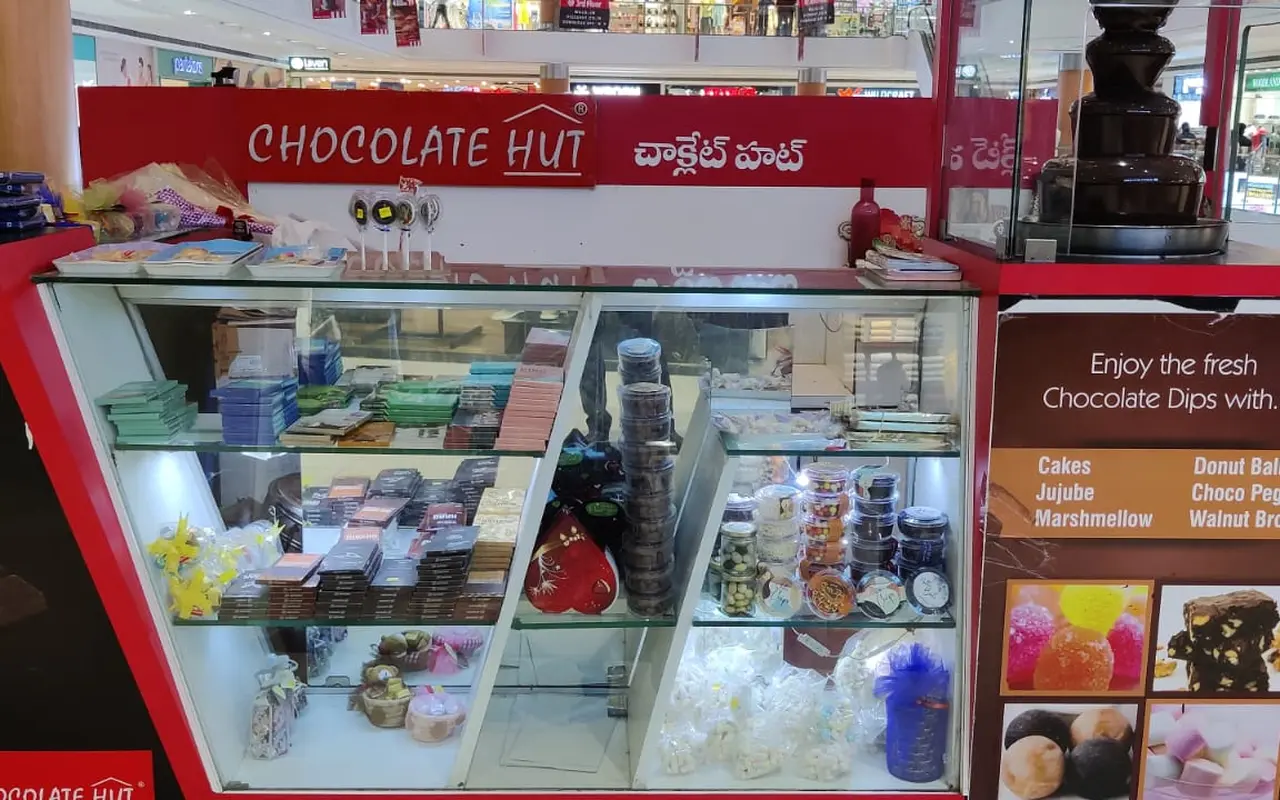 Chocolate Hut at PVP Square