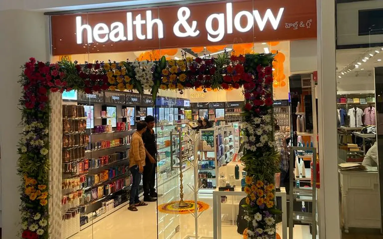 Health & Glow at PVP Square