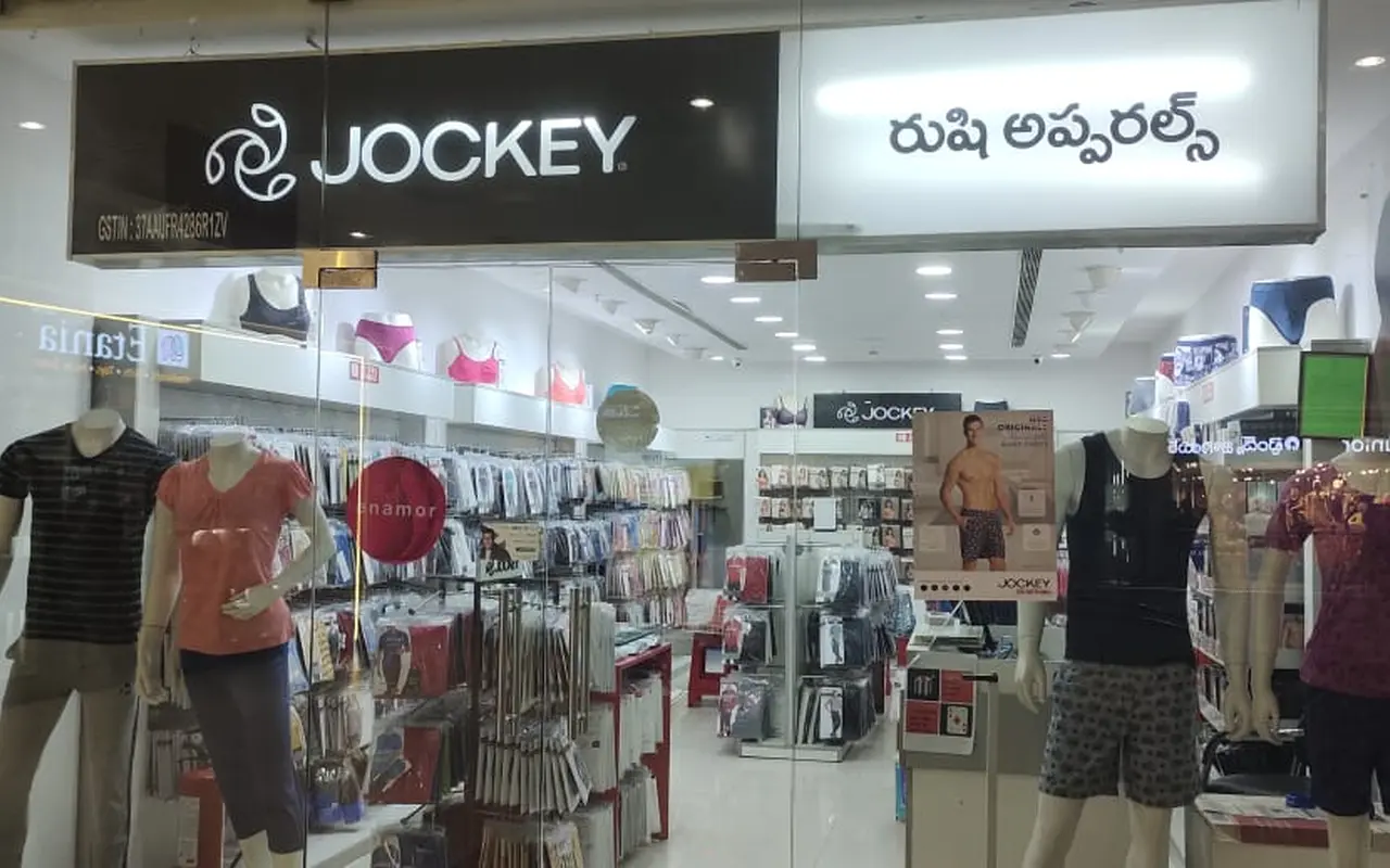 Jockey at PVP Square