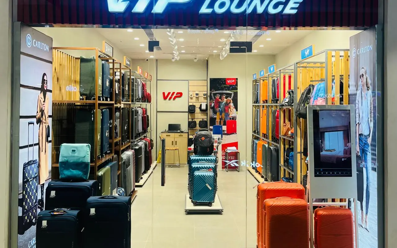 VIP at PVP Square