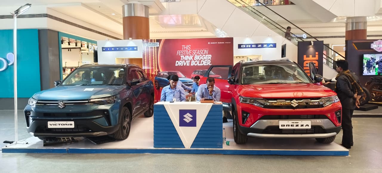 Maruti Suzuki Brezza & Victoris Car Display